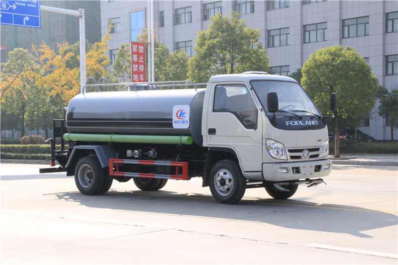 ��������С�� 5����ˮ܇