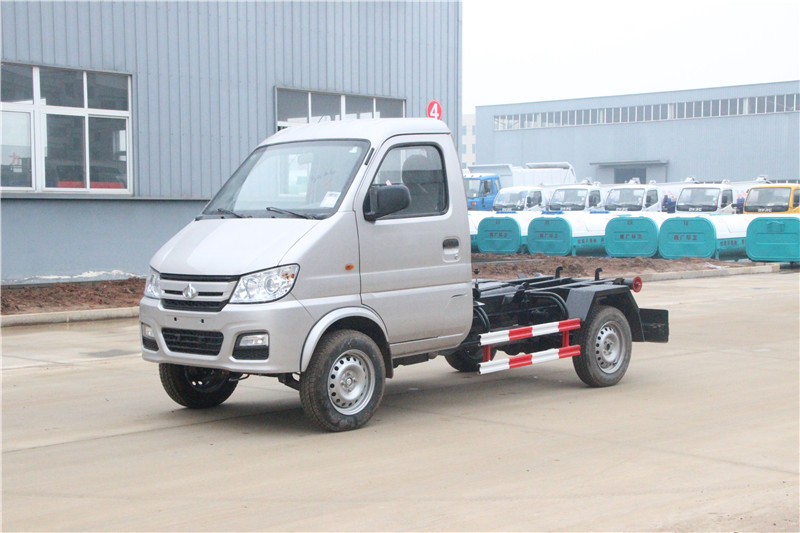 �L���{�� 3���^������܇