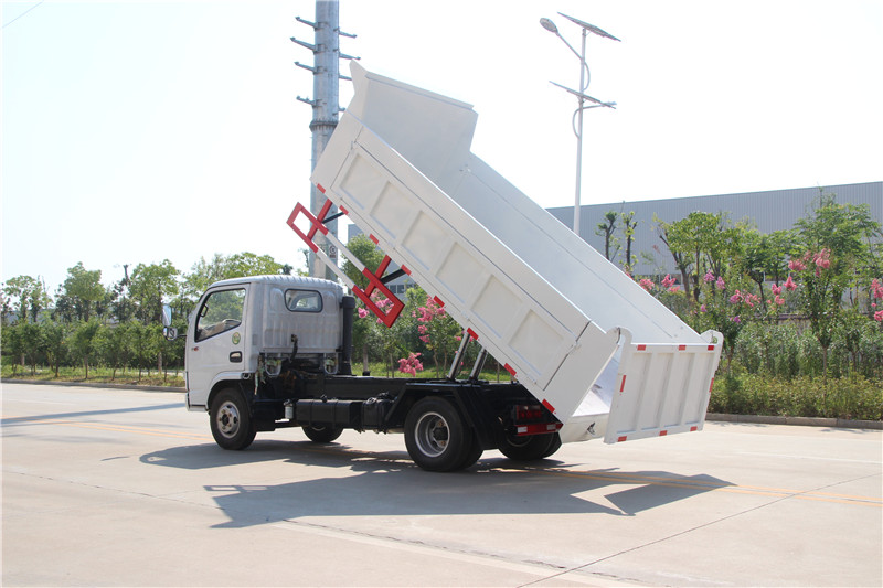 �|�L(f��ng)С������ 5����ж����܇